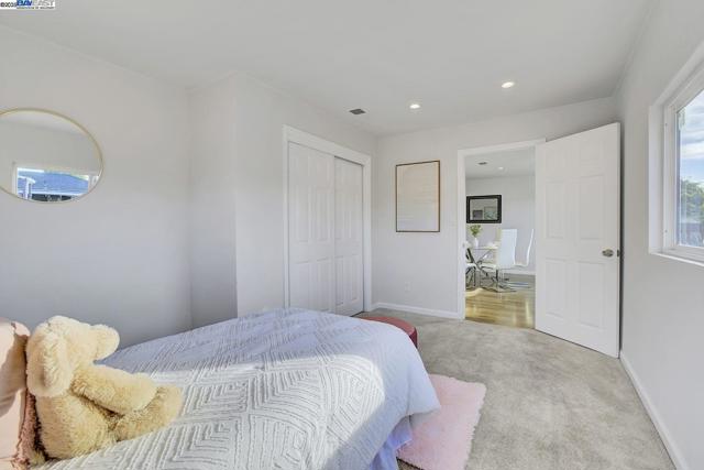 215 Isleton Ave, Oakland CA: https://media.crmls.org/mediaz/f25f5361-a216-46ae-9242-3bcb764060c8.jpg