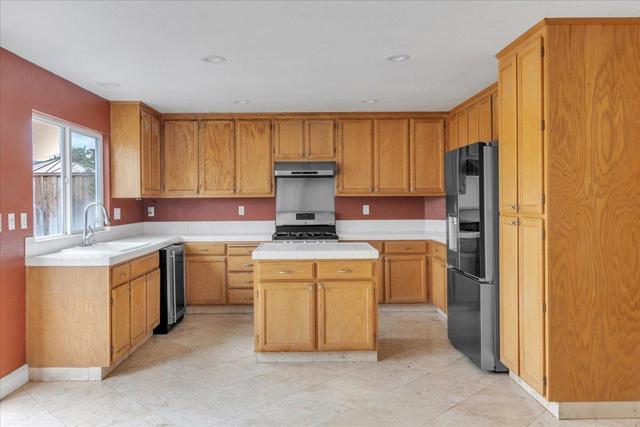 387 Anderson Street, Soledad CA: https://media.crmls.org/mediaz/f25f5581-dd6d-4ed5-8690-561d37907164.jpg