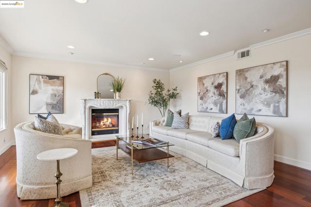Image 4 of 58 For 1822 Arlington Blvd