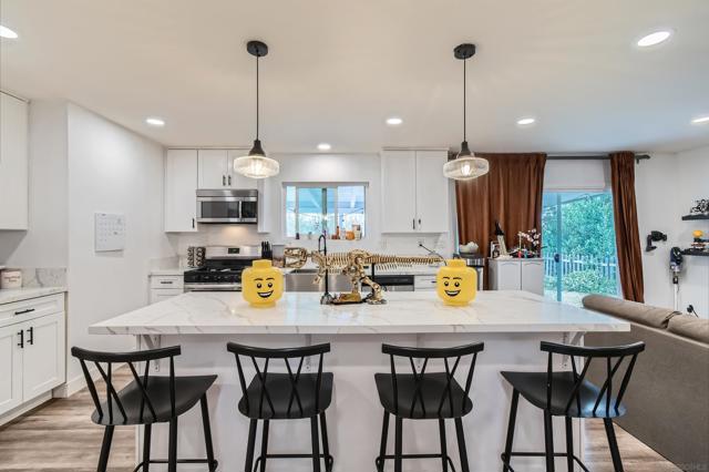 284 Middlebush Dr, San Diego, California 92114, 3 Bedrooms Bedrooms, ,2 BathroomsBathrooms,Single Family Residence,For Sale,Middlebush Dr,250040728SD