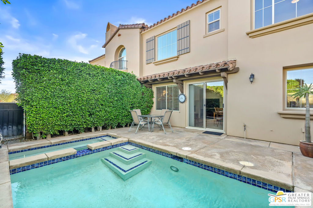1490 Yermo Drive