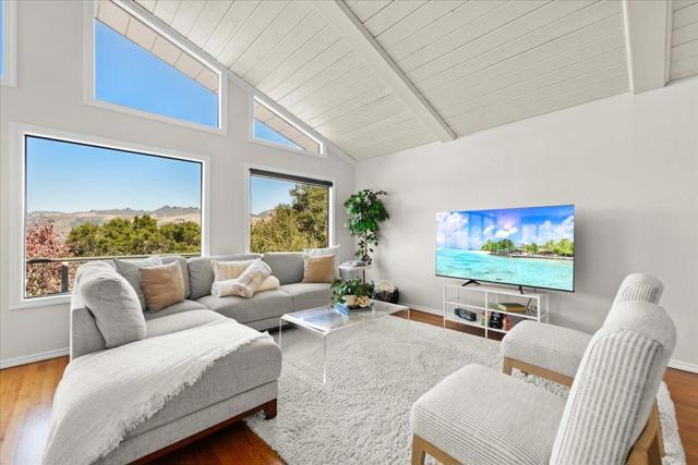 Image 8 of 67 For 3510 Viola Drive