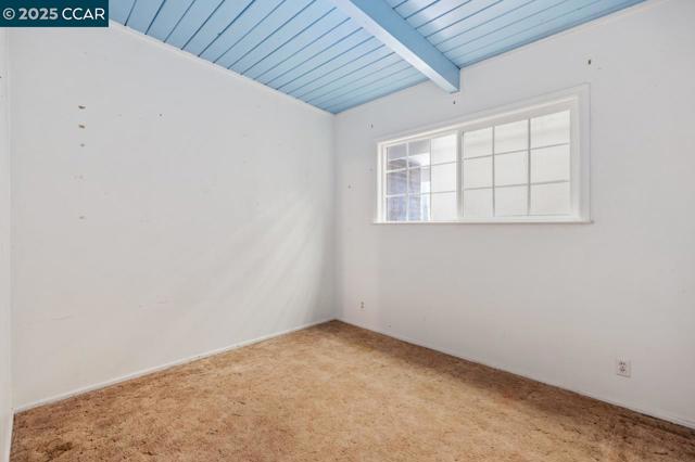 212 Towers Dr, Pacheco CA: https://media.crmls.org/mediaz/f262620a-3c55-4ec6-9d93-7820133b89dc.jpg