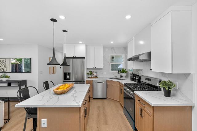 209 Nob Hill Way, Los Gatos CA: https://media.crmls.org/mediaz/f262d6db-8c78-4d2d-b619-4f81d8aae520.jpg