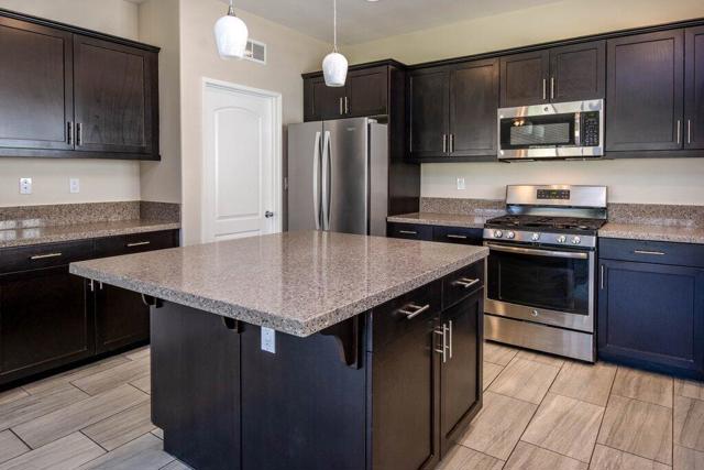 9282 Silver Star Avenue, Desert Hot Springs CA: https://media.crmls.org/mediaz/f263134c-2a9b-42b9-bbf3-2b8b4ee29785.jpg