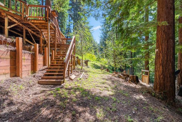 16306 Redwood Lodge Road, Los Gatos CA: https://media.crmls.org/mediaz/f2632bbe-5e99-48bd-a60b-b6e9011836f7.jpg