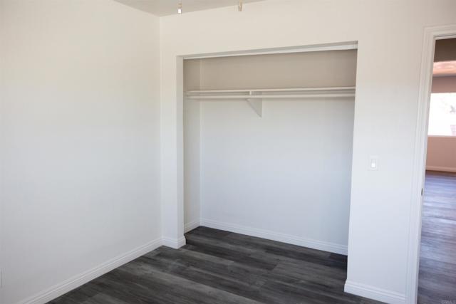 Image 10 of 25 For 1417 Grove  2