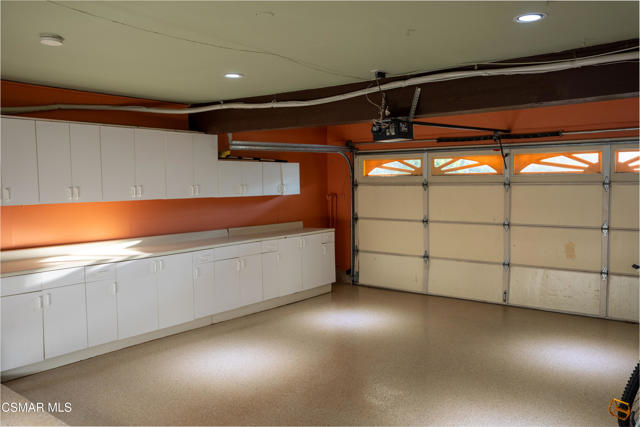 1694 Margate Place, Westlake Village CA: https://media.crmls.org/mediaz/f263c1e0-3e21-44ee-b833-9c3365adc4ed.jpg