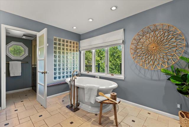 Image 18 of 40 For 28 Glen Ridge Avenue