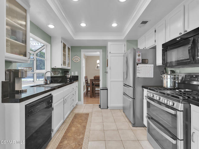 13100 View Mesa Street, Moorpark CA: https://media.crmls.org/mediaz/f263e43a-20cc-42c4-8d2b-114495c785ba.jpg