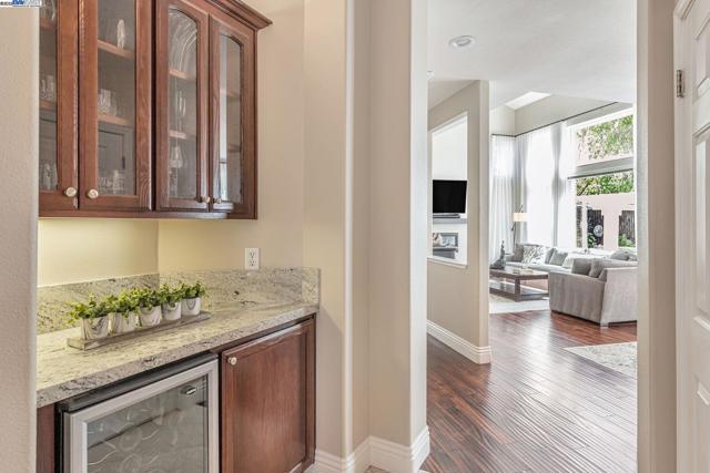 2460 Magnolia Way, Morgan Hill CA: https://media.crmls.org/mediaz/f2645423-4310-4963-b70b-6bf803aa00e1.jpg