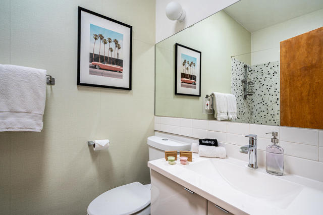 3623 E Avenida Fey Norte, Palm Springs CA: https://media.crmls.org/mediaz/f2649945-b6a0-43a1-b235-736464942366.jpg