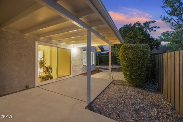 205 Larkhill Street, Thousand Oaks CA: https://media.crmls.org/mediaz/f265f600-2a4d-4526-b2d2-a96add97608d.jpg