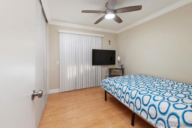 Image 15 of 27 For 10343 Greenford Dr