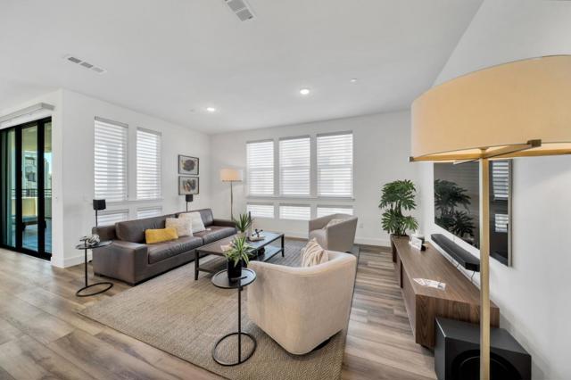 1748 Kilowatt Way, Fremont CA: https://media.crmls.org/mediaz/f2688888-7e12-4cca-be74-ba96a030ceba.jpg