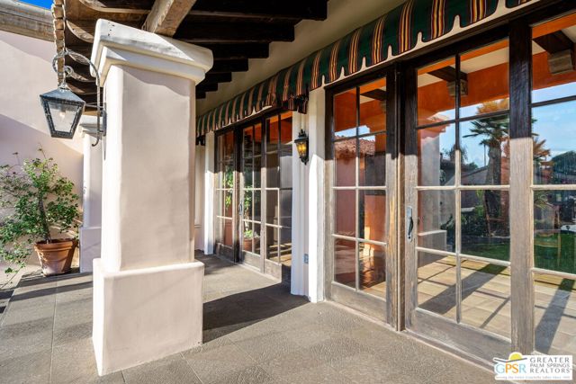 32 Clancy Lane, Rancho Mirage CA: https://media.crmls.org/mediaz/f26a1a0b-8905-4ae5-81f7-f4de3d1818ea.jpg