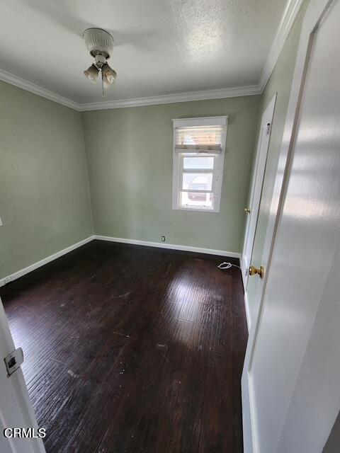 Detail Gallery Image 3 of 10 For 515 S Evergreen Dr, Ventura,  CA 93003 - 2 Beds | 1 Baths