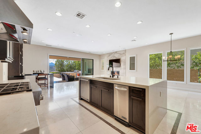 11945 Mirabel Way, Porter Ranch CA: https://media.crmls.org/mediaz/f26afbae-e4e5-43b9-bf33-87fbf8f7137a.jpg