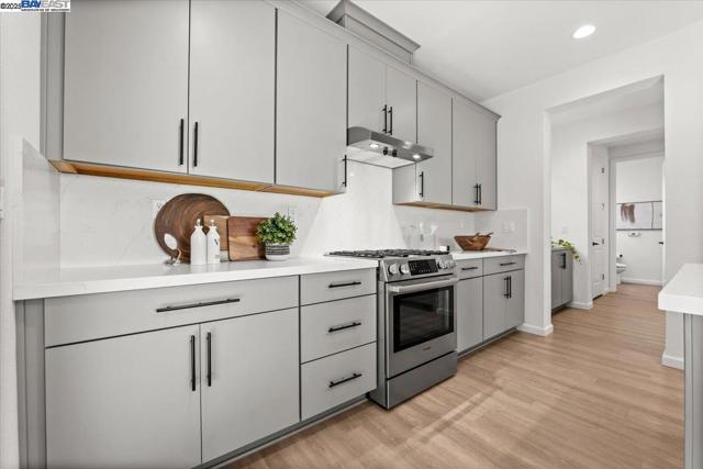 6017 Basaltina Pl, Dublin CA: https://media.crmls.org/mediaz/f26b25d5-dfeb-4ba2-8127-4faddea3d528.jpg
