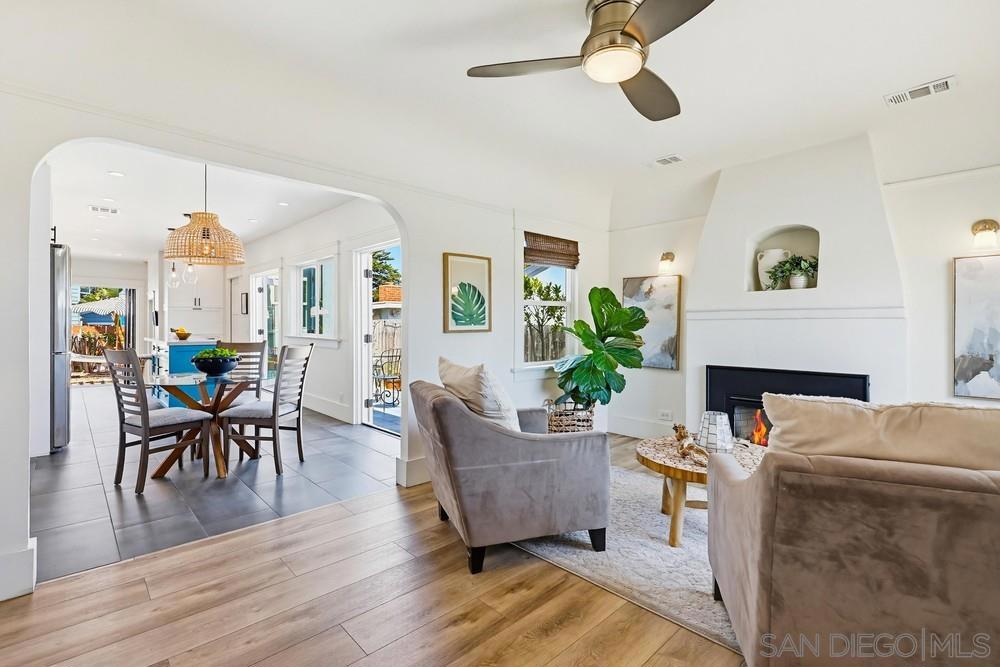 2064 Venice Street - photo 6