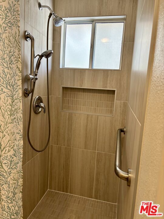 31229 Rolling Meadow Court, Coarsegold CA: https://media.crmls.org/mediaz/f26c6b3c-14d1-4b0e-9800-e8556fe05105.jpg