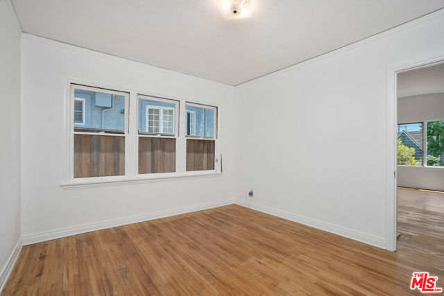 1119 Maple Street, Santa Monica CA: https://media.crmls.org/mediaz/f26c6d03-a825-4906-8f73-22b27560a12f.jpg