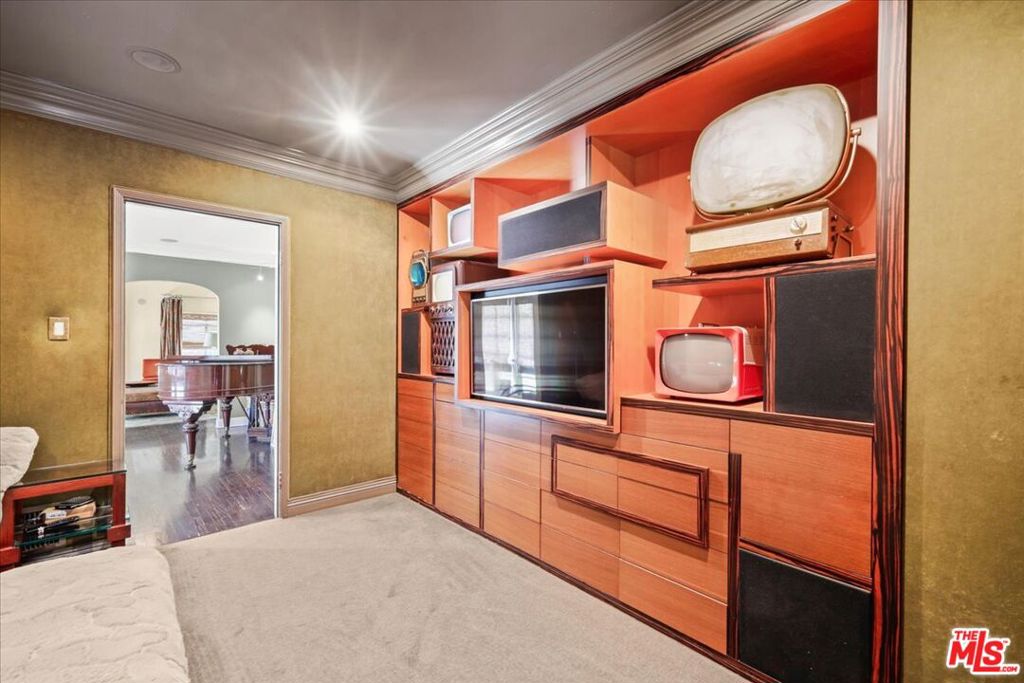 MLS #25575481 image #12