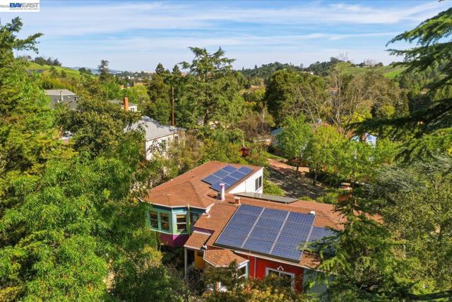 3890 Serrano St, Martinez CA: https://media.crmls.org/mediaz/f26dc83a-a785-4465-87d5-4723100fb87e.jpg