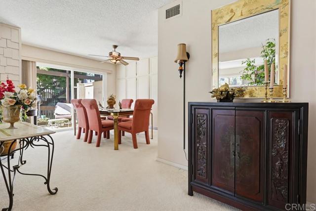 Detail Gallery Image 4 of 38 For 23653 Country Villa Rd, Ramona,  CA 92065 - 3 Beds | 2/1 Baths