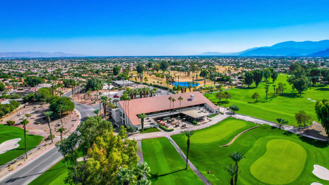 Image 36 of 40 For 43409 Lacovia Drive