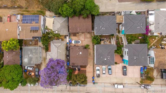4341 43 Banning St, San Diego CA: https://media.crmls.org/mediaz/f26e8b0c-1ac4-4b90-a528-af3b8cb1853f.jpg