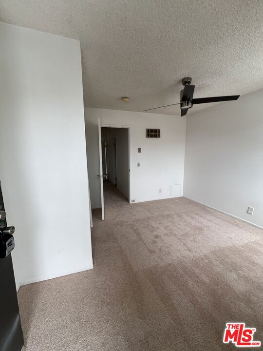 233 South Ventura Road, 141 photo 5
