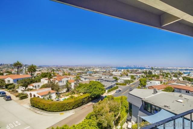 954 Harbor View Dr, San Diego CA: https://media.crmls.org/mediaz/f26fef78-1d73-49f6-bb03-7d776aa3bdaa.jpg