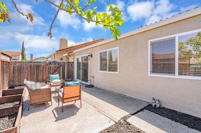 3915 Jerabek Court, San Jose CA: https://media.crmls.org/mediaz/f27179b1-3a64-4933-9bf8-bd2c1ce8b34b.jpg