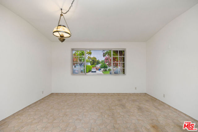 20763 Skouras Drive photo 5