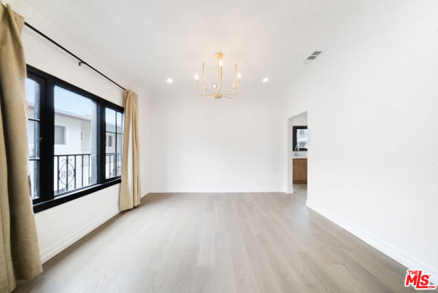 1005 Genesse, West Hollywood CA: https://media.crmls.org/mediaz/f2738595-addb-43b4-a4a3-c873d2bf6141.jpg