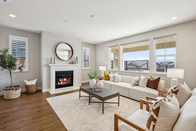 Image 2 of 60 For 29761 Cantera Dr