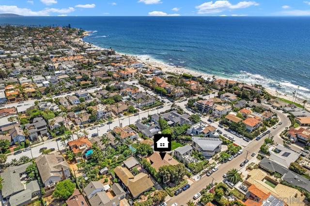 335 Fern Glen, La Jolla CA: https://media.crmls.org/mediaz/f27494eb-7cfe-4498-bc8d-4a966de42c70.jpg