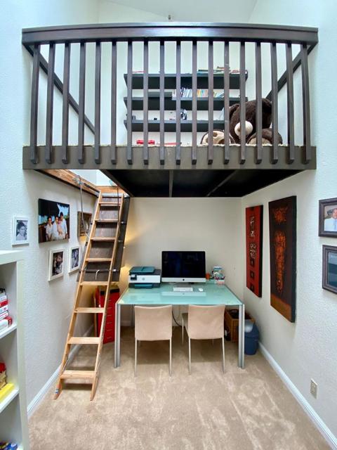 1119 Royal Lane, San Carlos CA: https://media.crmls.org/mediaz/f2749d54-0cbc-47d6-84b5-c56a37a417f2.jpg