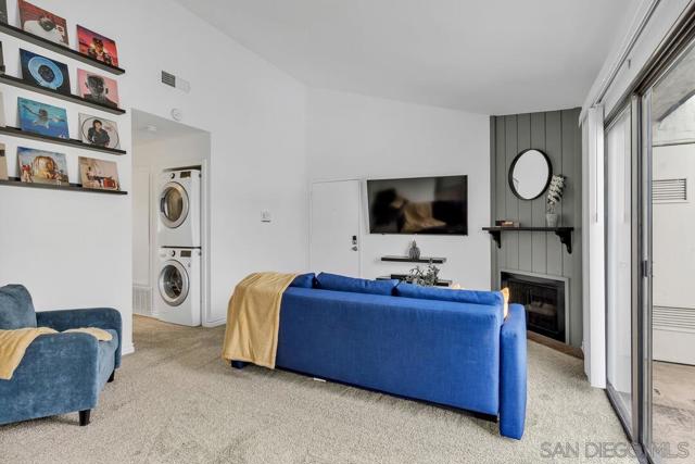 Image 3 of 18 For 12650 Lakeshore Dr. Unit 127