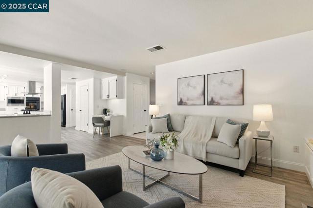5220 Portillo Valley, San Ramon CA: https://media.crmls.org/mediaz/f27675db-c414-410d-b07a-4f5b915b9ffd.jpg
