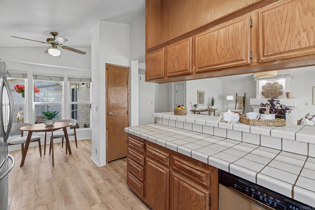 2010 W. San Marcos Blvd. - photo 9