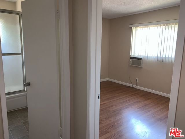 4710 Colfax Avenue photo 8