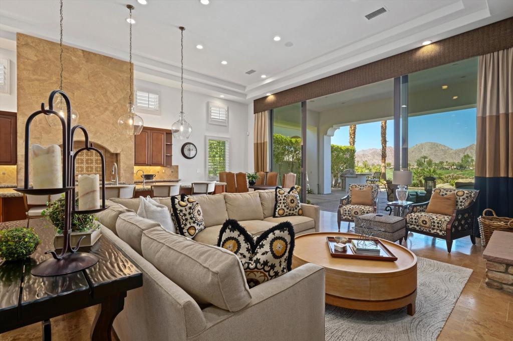 MLS #219138516DA image #16