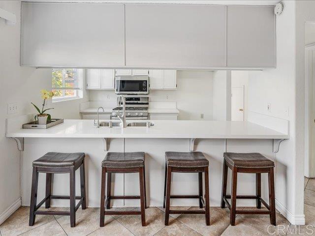 1527 Avenida Rosa, Chula Vista CA: https://media.crmls.org/mediaz/f2777b7e-1302-4aea-b5d0-540510ce0fec.jpg