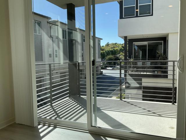 3032 Marquee Way, San Diego CA: https://media.crmls.org/mediaz/f2777fea-99cc-44ab-8516-dcb1c81ff77b.jpg