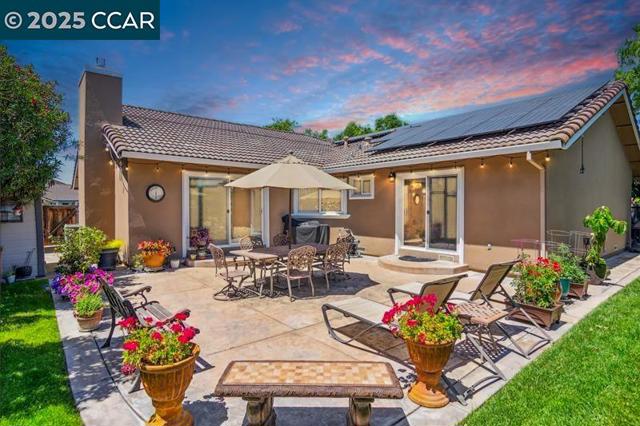 3509 Gulfstream Street, Pleasanton CA: https://media.crmls.org/mediaz/f2796e09-c273-4c46-9b02-c4f81a930f83.jpg