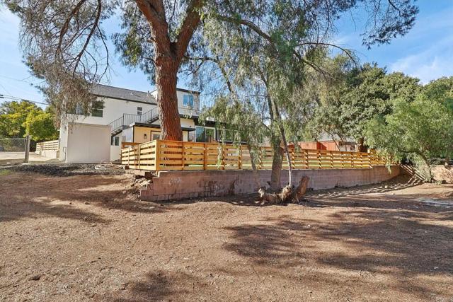 Image 47 of 65 For 589 Tyrone Street