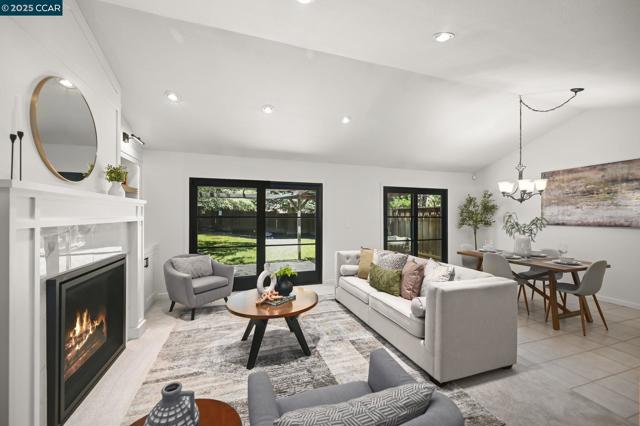 2120 Shady Creek Pl, Danville CA: https://media.crmls.org/mediaz/f27b8a9d-258a-48d9-ae5a-4520bc8b63a4.jpg