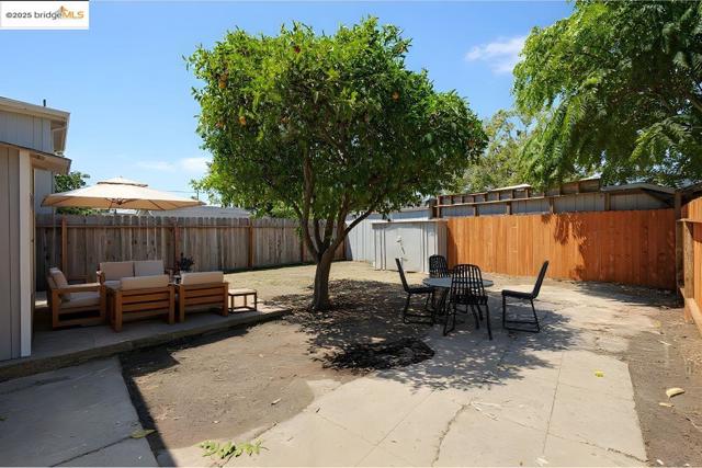 2427 67th Ave, Oakland CA: https://media.crmls.org/mediaz/f27bf0d2-f1c2-4e6c-a420-fce4a988ca5f.jpg
